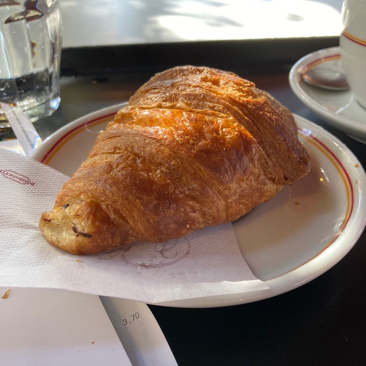 photo of Caffè Ginori cornetto vegano shared by @andreali on  27 Jul 2023 - review