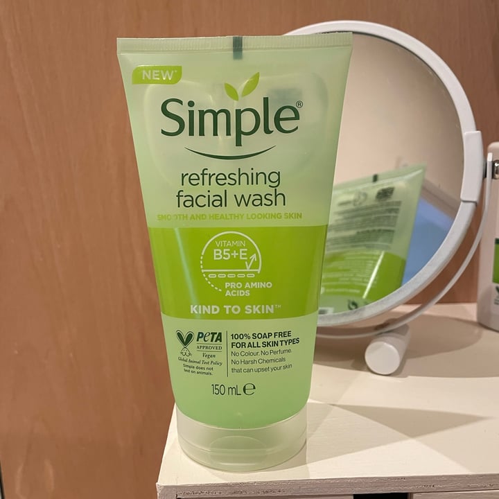 photo of Simple refreshing facial wash shared by @mariadesantis on  29 Jun 2023 - review