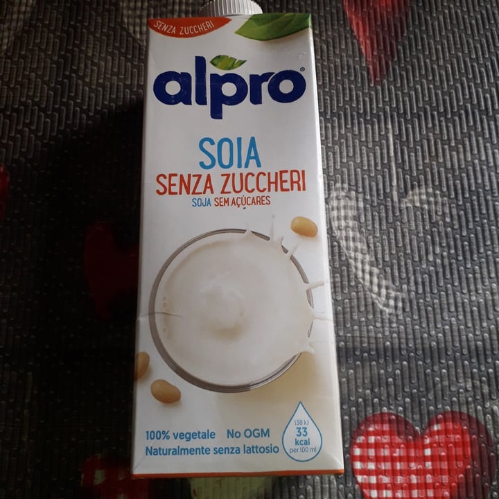 photo of Alpro Latte di soia senza zuccheri aggiunti shared by @ericaeroica on  07 May 2023 - review