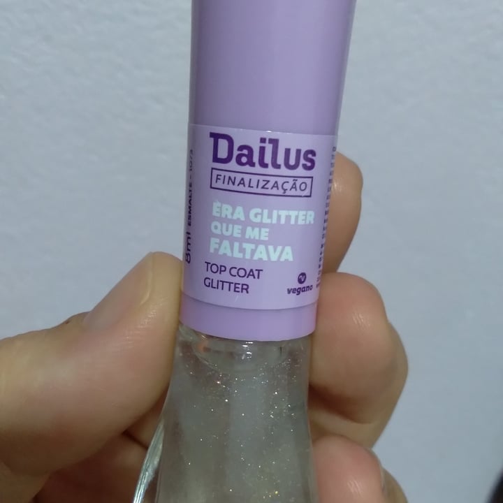 photo of Dailus Top Coat Era Glitter Que Me Faltava shared by @laarads on  14 Feb 2023 - review