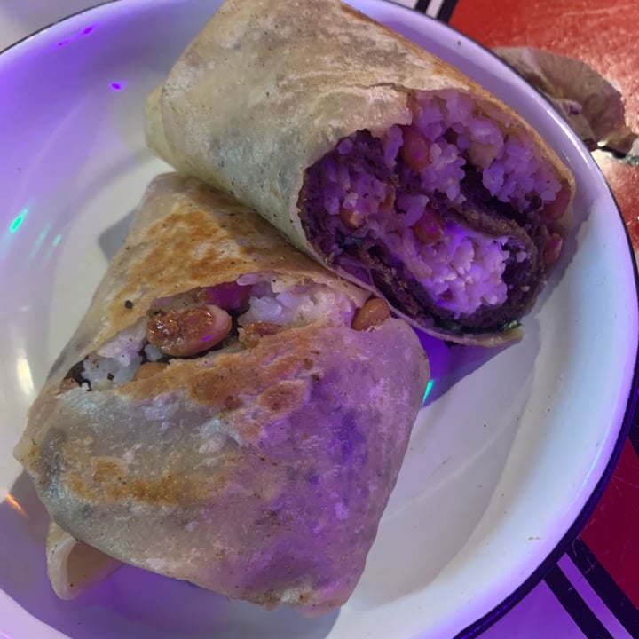 photo of Gracias Madre Taquería Vegana Burrito Chimichurri shared by @mariaart on  15 Aug 2023 - review