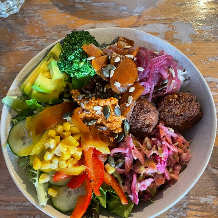 photo of Mad Cucumber Power bowl shared by @chrisj on  18 Jun 2023 - review