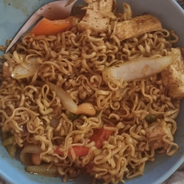 photo of Simply Asia - Benmore Gardens 514 Roasted Chilli Paste and Cashew Nut Stirfry shared by @sunshineyum on  02 Jul 2023 - review