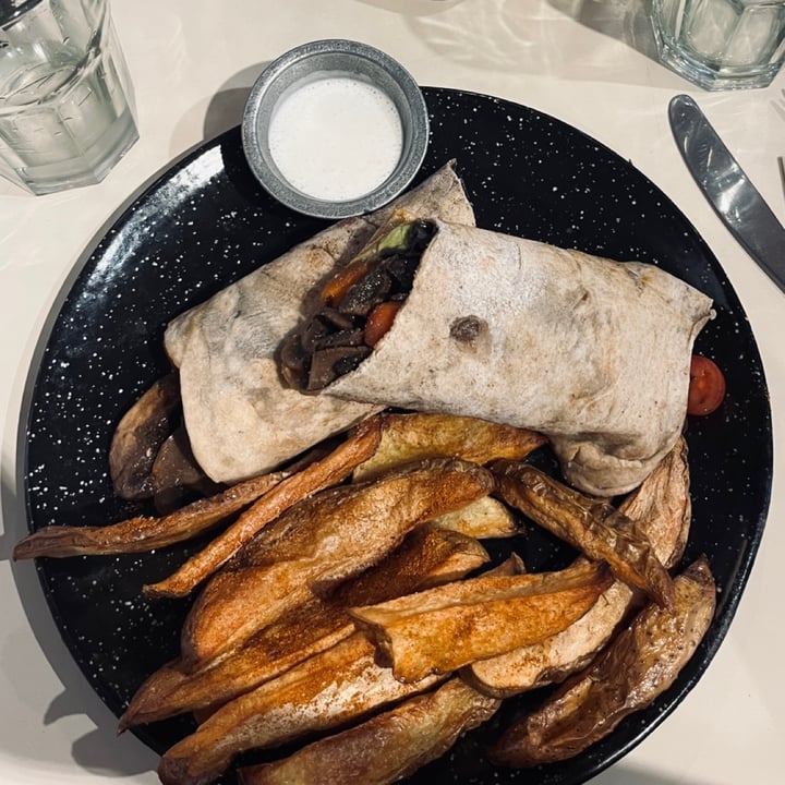 photo of Chicama Wrap funghi shared by @lolaalombardii on  20 May 2023 - review