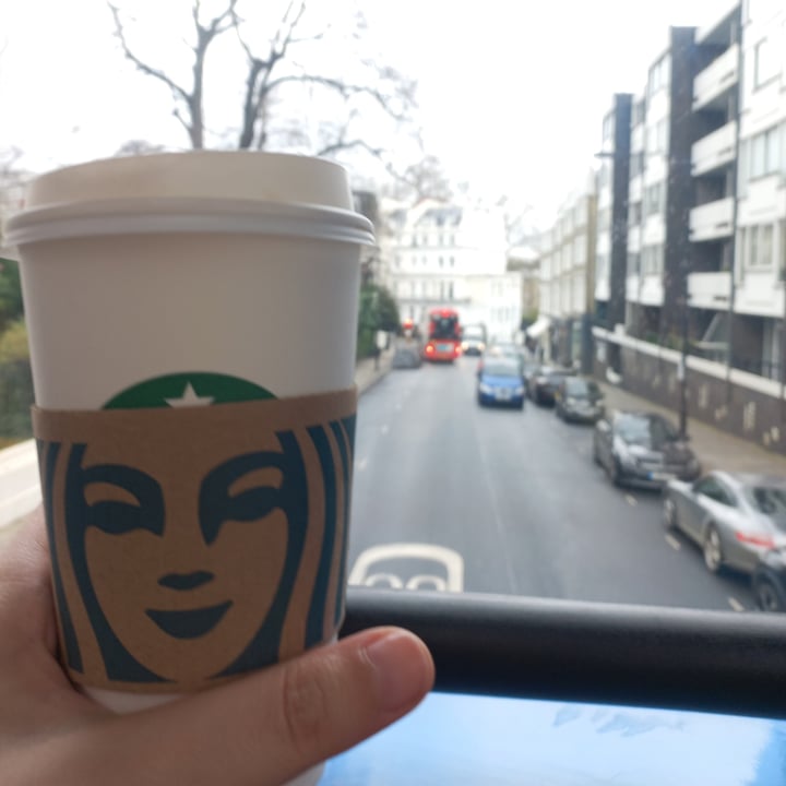 photo of Starbucks Coffee Hot Chocolate With Oat Milk shared by @obstinatevegangirl on  12 Mar 2023 - review