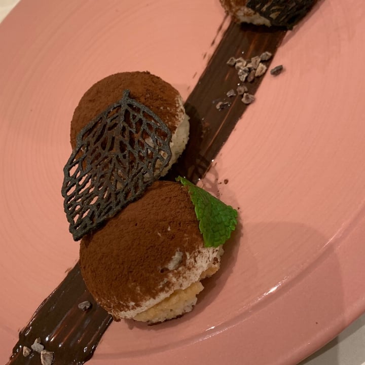 photo of Linfa Milano - Eat Different Tiratisù shared by @ombre on  21 Dec 2022 - review