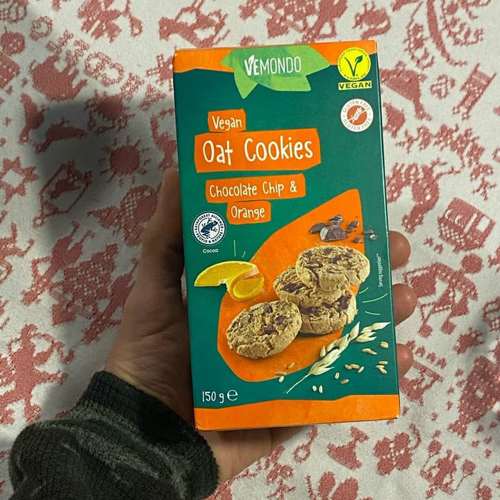 photo of Vemondo Vegan Oat Cookies Chocolate Chips & Orange shared by @arthurlee on  28 Mar 2023 - review