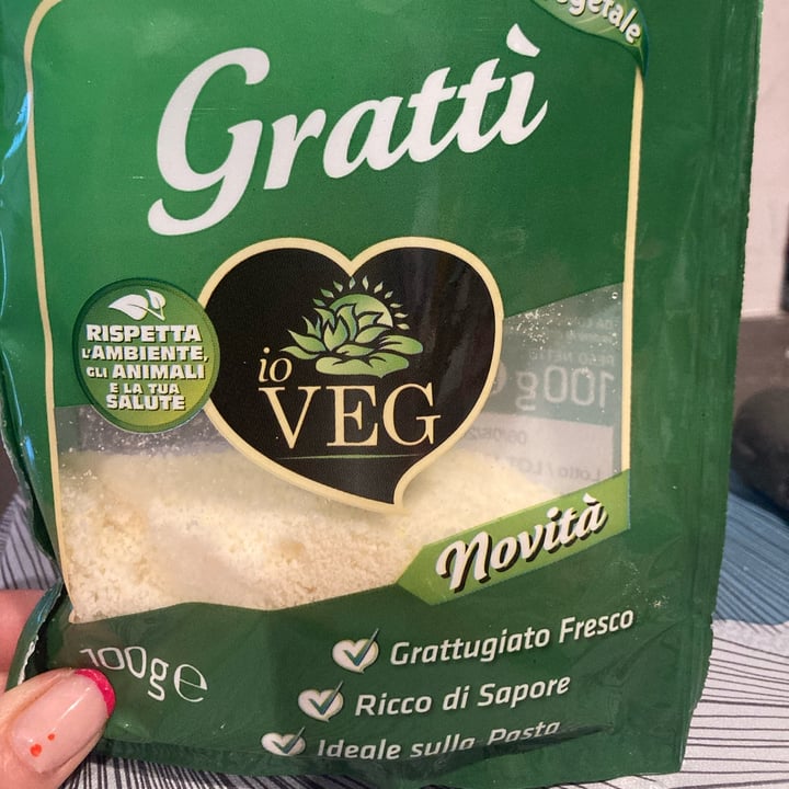 photo of ioVEG Formaggio grattugiato shared by @tiure on  05 Jun 2023 - review