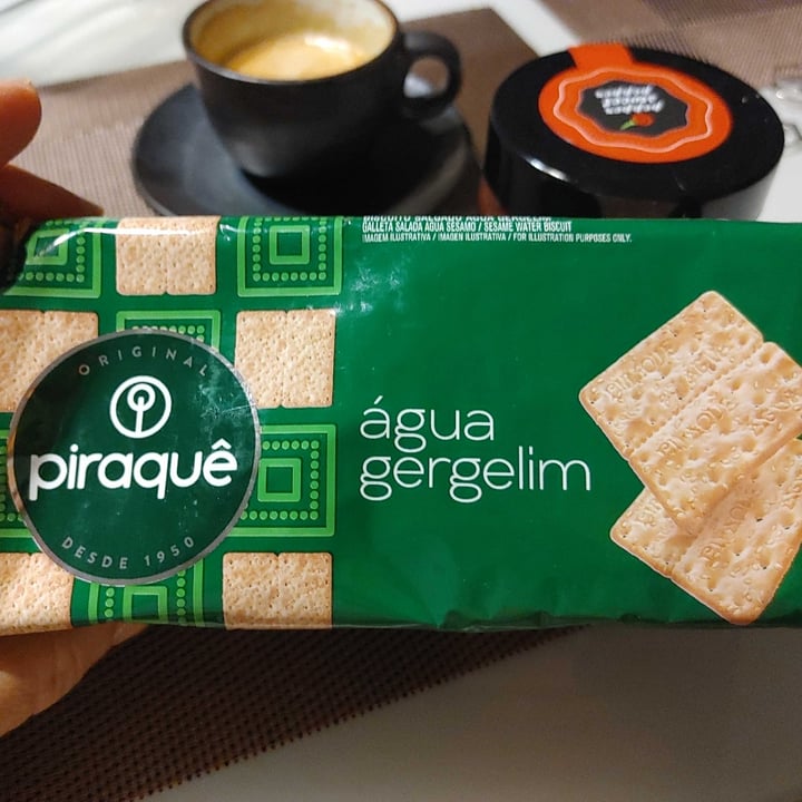 photo of Piraquê Biscoito Água e Gergelim shared by @dariogobetti on  06 Apr 2023 - review