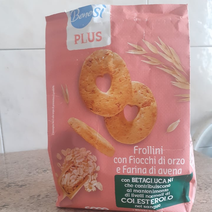 photo of Bene.Si coop Frollini con fiocchi di orzo e farina di avena shared by @danivegmmb on  03 Apr 2023 - review