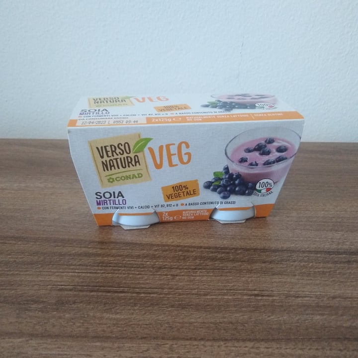 photo of Verso Natura Conad Veg Yogurt Soia Mirtillo shared by @francescovegan on  16 Mar 2023 - review