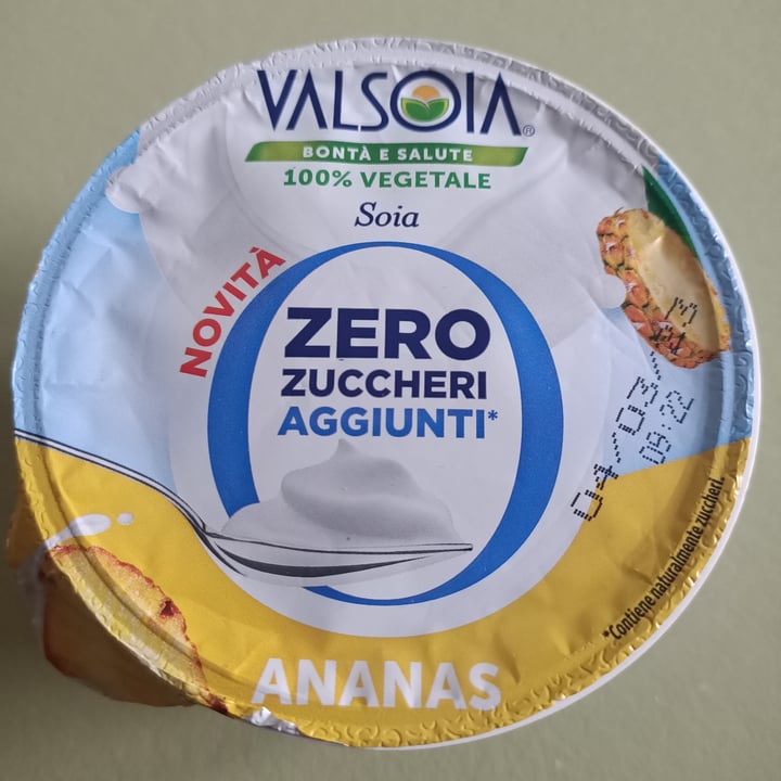 photo of Valsoia zero zuccheri ananas shared by @silvanamincuzzi on  08 Mar 2023 - review