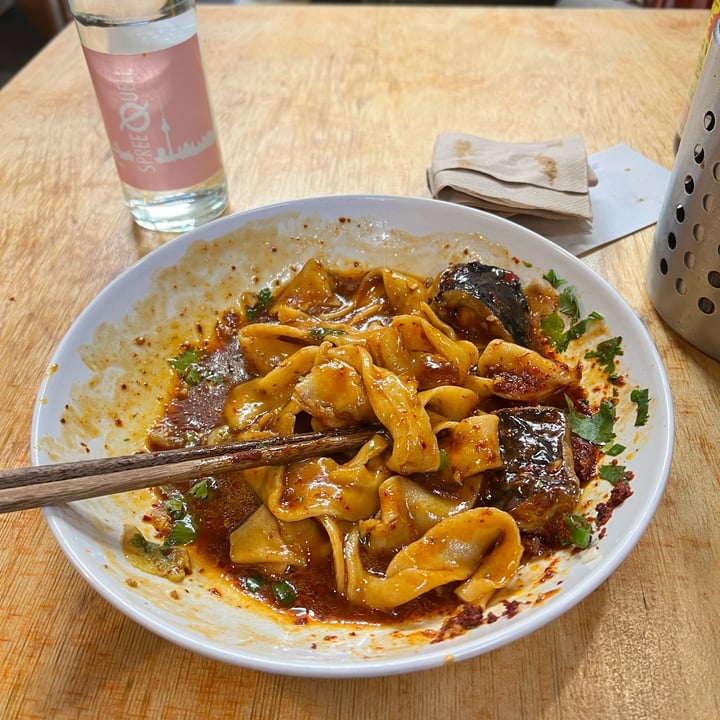 photo of Wen Cheng Handpulled Noodles Biang Biang Aubergine shared by @aurorac on  14 Jan 2023 - review