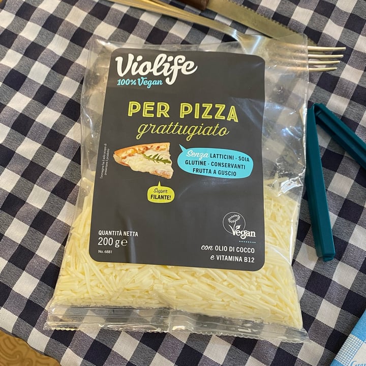 photo of Violife Per pizza fila e gusta shared by @elelexx on  10 Jan 2023 - review