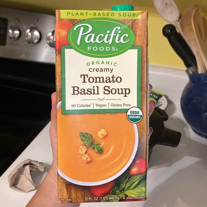 photo of Pacific Foods Organic Creamy Tomato Basil Soup shared by @taysavage on  25 Jul 2023 - review