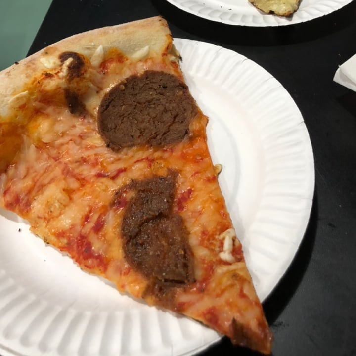 photo of Screamer's Pizzeria Pepperoni Slice shared by @lexieseats on  30 Mar 2023 - review