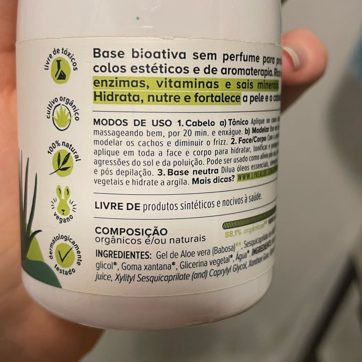 photo of Livealoe Gel de aloe vera shared by @biateixeira on  13 May 2023 - review