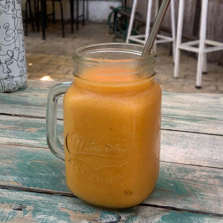 photo of Coco Calala Let’s Glow - Smoothie shared by @wonkycatz on  03 Apr 2023 - review