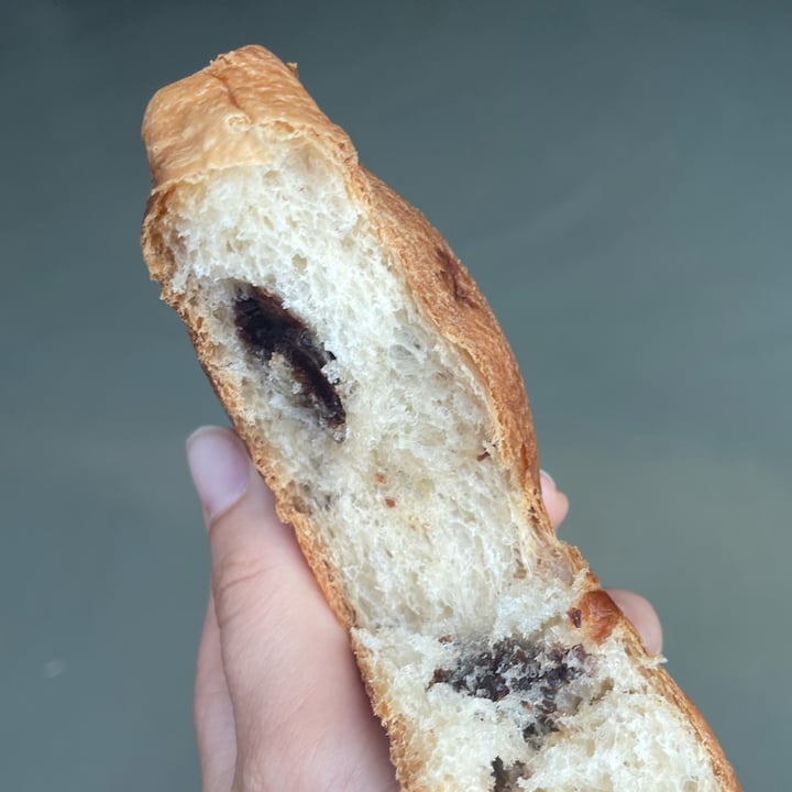 photo of italian green bakery Brioche Con Crema Alla Nocciola shared by @assaggiarelavita on  13 Jul 2023 - review