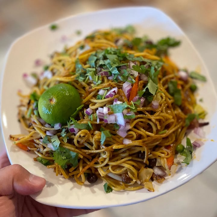 photo of Sargam Restaurant & Bar Vegetable Chowmein shared by @gregcombs on  06 Jul 2023 - review