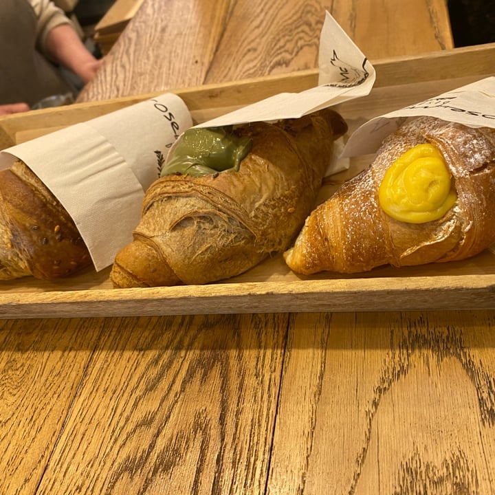 photo of Rosebymary croissant dolci shared by @elisaleone on  08 Mar 2023 - review