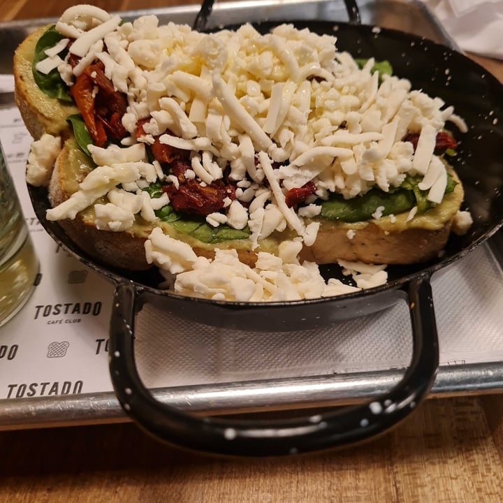 photo of Tostado Café Club - Abasto Shopping avo toast shared by @cembogonzalo on  27 May 2023 - review