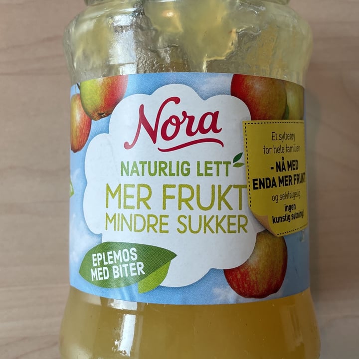 photo of Orkla Nora apple jam less sugar shared by @nordicplant on  12 Feb 2023 - review