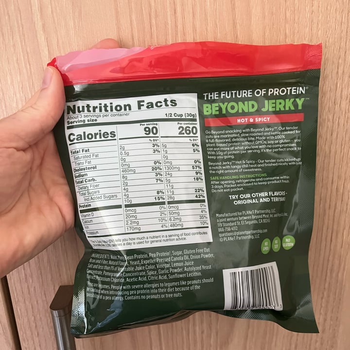photo of Beyond Meat Jerky Hot & Spicy shared by @ameriamber on  15 Jun 2023 - review