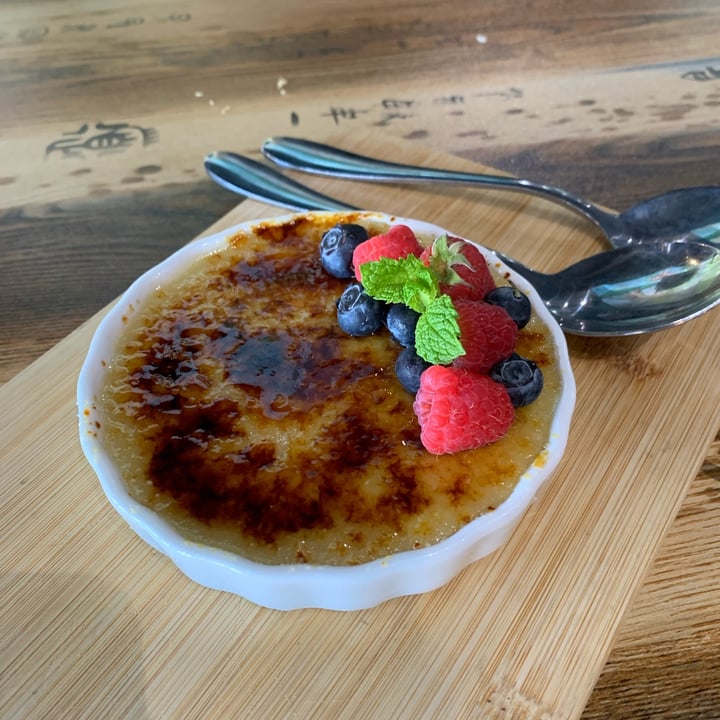 photo of Pythagoras Creme Brulee shared by @cayo on  07 Jul 2023 - review