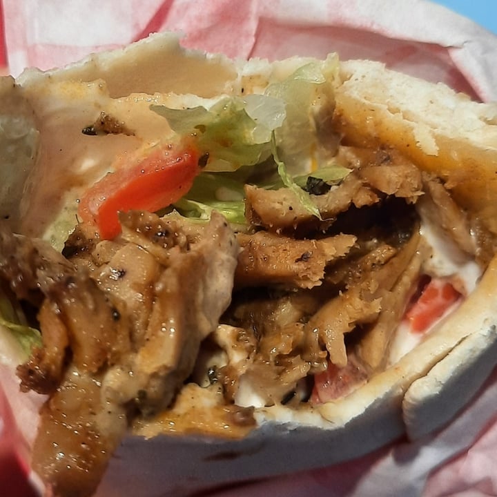 photo of Kebhouze - Buenos Aires Vegan Kebab shared by @inutilitati on  30 Jan 2023 - review