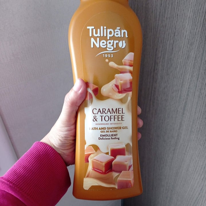 photo of Tulipán negro Gel Delicious caramel cream coffee shared by @moniqueta on  17 May 2023 - review