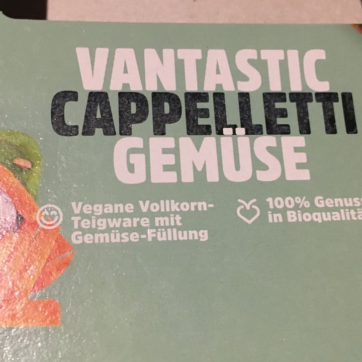 photo of Vantastic Foods Cappelletti alle verdure shared by @myriamjaelriboldi on  24 Jul 2023 - review