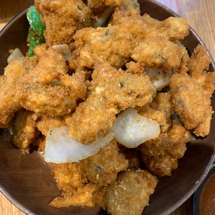photo of Green Lotus Restaurant crispy seasoning oyster mushroom shared by @kittyjones on  02 Jan 2023 - review