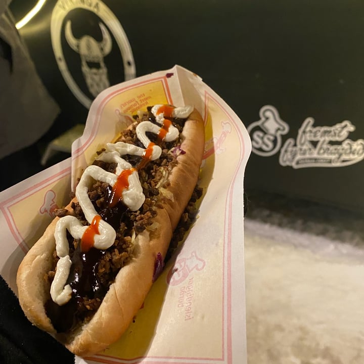 photo of Víkinga Pylsur Vegan Hotdog shared by @sophieweiner on  29 Dec 2022 - review