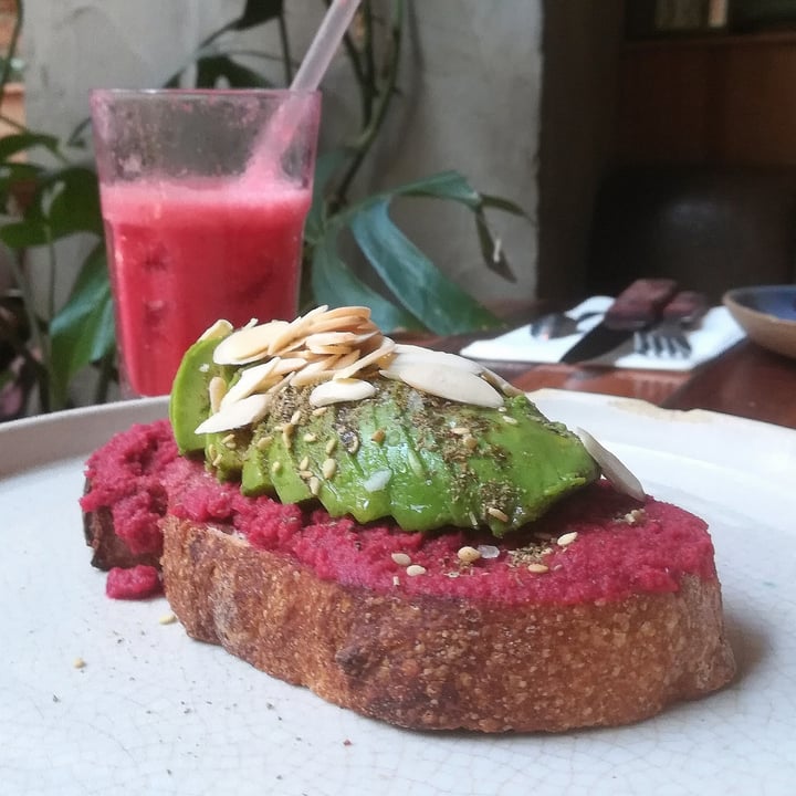 photo of BotaniKafé - Jardins Vegan Toast shared by @abluebird on  29 Dec 2022 - review