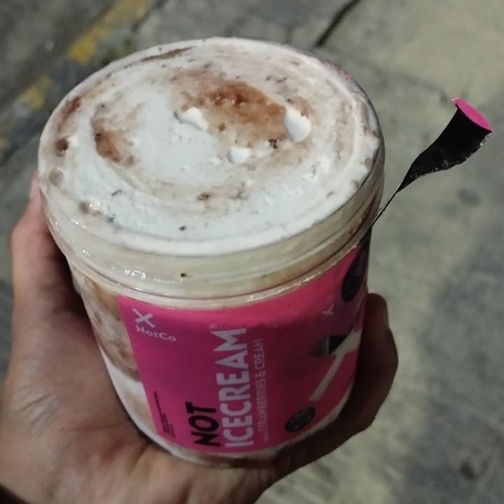 photo of NotCo Not Ice Cream Strawberry Cream shared by @rocatac on  16 Feb 2023 - review