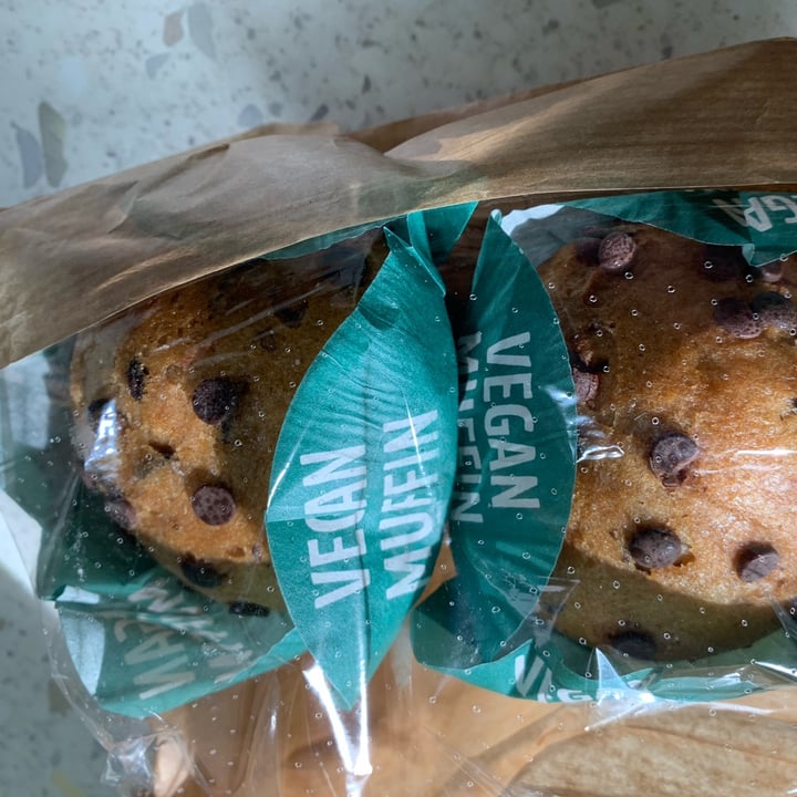 photo of Lidl Vegan Muffin shared by @coloratantonella on  24 Jan 2023 - review