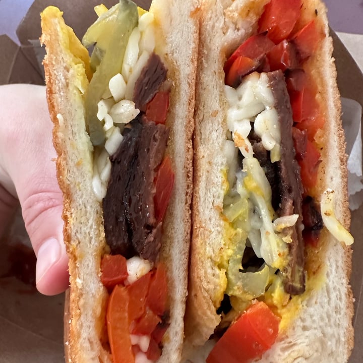 photo of 90 Miles Cuban Cafe El Cubano Vegano shared by @lovecows on  06 May 2023 - review