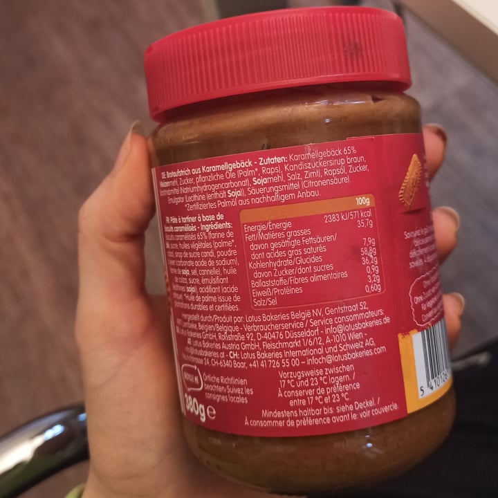photo of Lotus Biscoff Biscoff Crunchy Spread shared by @annamiou on  02 Jan 2023 - review