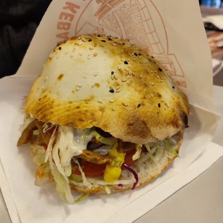 photo of Pizzeria-Kebab Monte Ararat (Vegano / Vegetariano) Panino Voner shared by @monica86 on  05 May 2023 - review