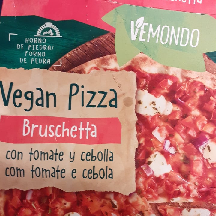 photo of Vemondo Vegan Pizza Bruschetta shared by @pedroparedes on  05 Jun 2023 - review