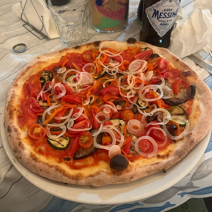 photo of La Mattanza Marzamemi vegan pizza shared by @giuliawally on  06 Jul 2023 - review