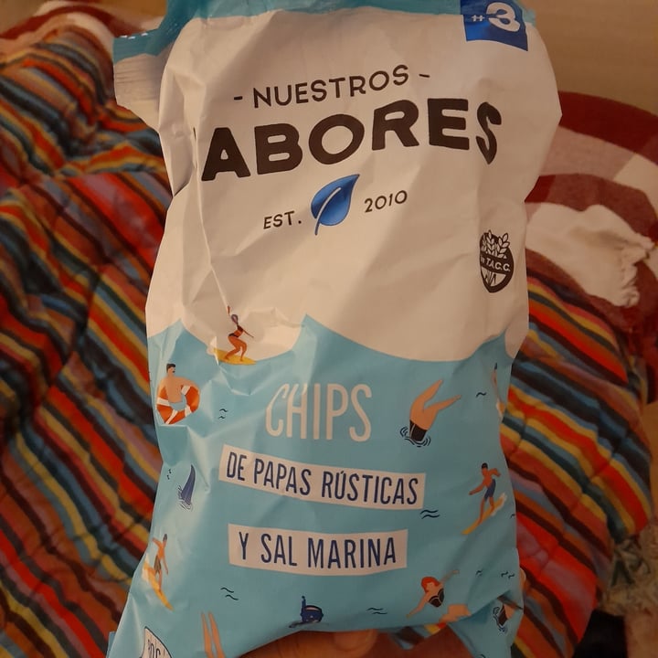 photo of Nuestros Sabores Chips de papas rústicas y sal marina shared by @lulitavegan on  27 May 2023 - review