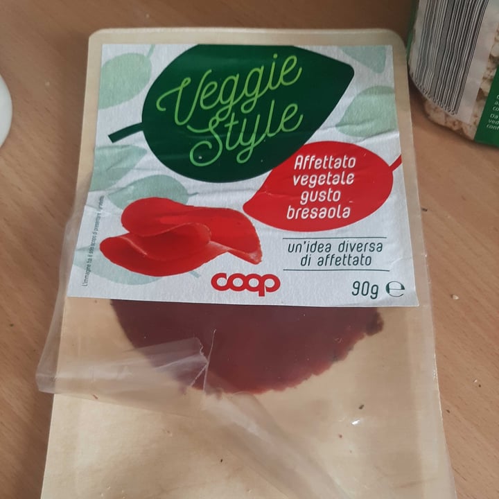 photo of Veggie Style (COOP) Affettato Vegetale Gusto Bresaola shared by @cuteness on  18 Mar 2023 - review