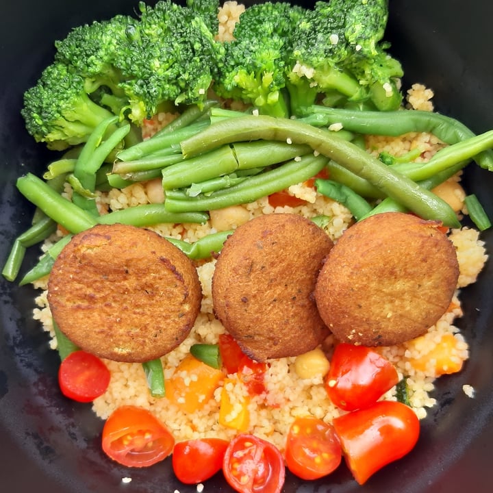 photo of La Terrazza Esselunga cous cous con falafel, verdure e ceci shared by @euphorian on  04 Jun 2023 - review