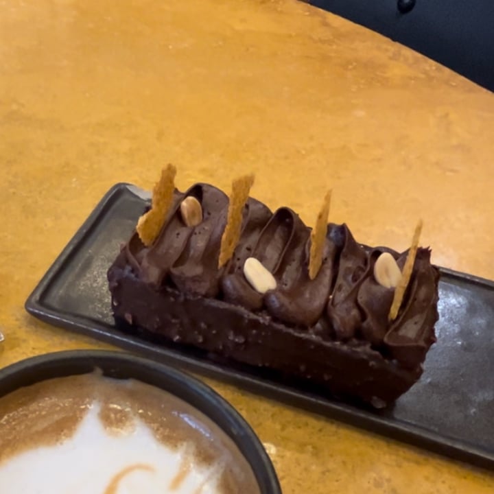 photo of La huérfana Trilogía chocolate vegana shared by @pacitah2 on  10 Jun 2023 - review
