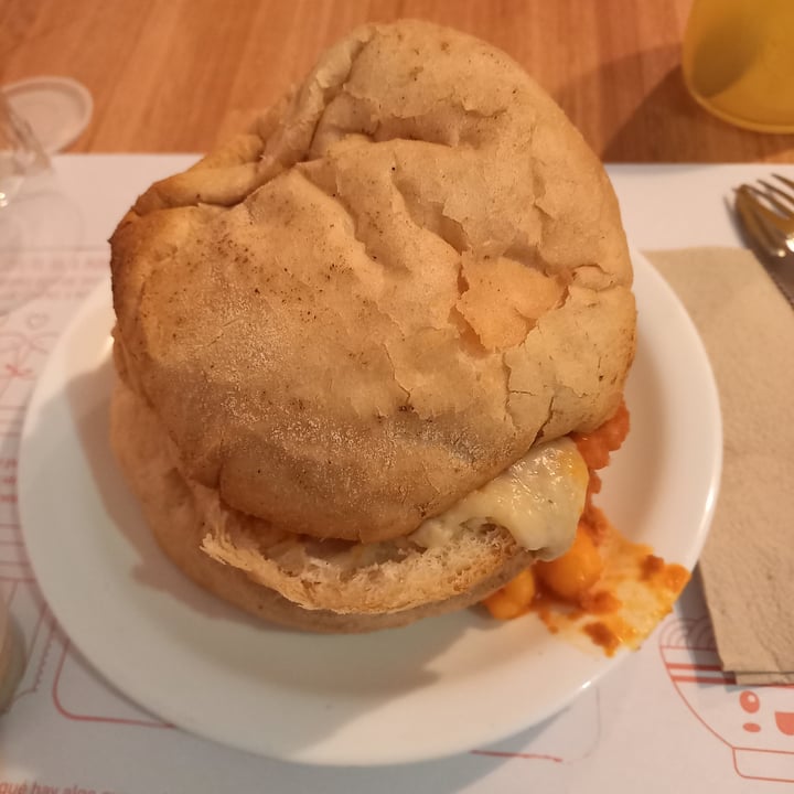 photo of Monti Bar de pastas Not Volcan shared by @brenduliiii on  11 Jun 2023 - review