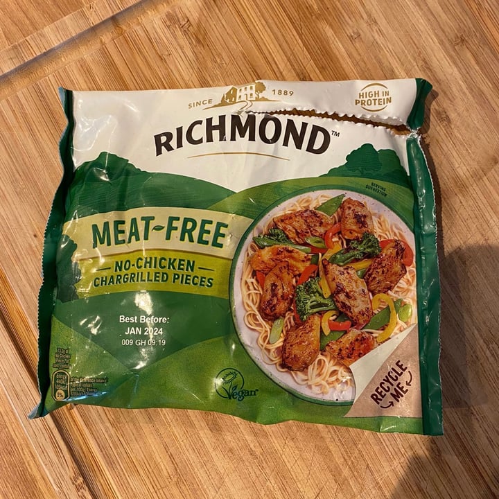 photo of Richmond Meat-free chargrilled no chicken pieces shared by @appleappleamanda on  04 Apr 2023 - review