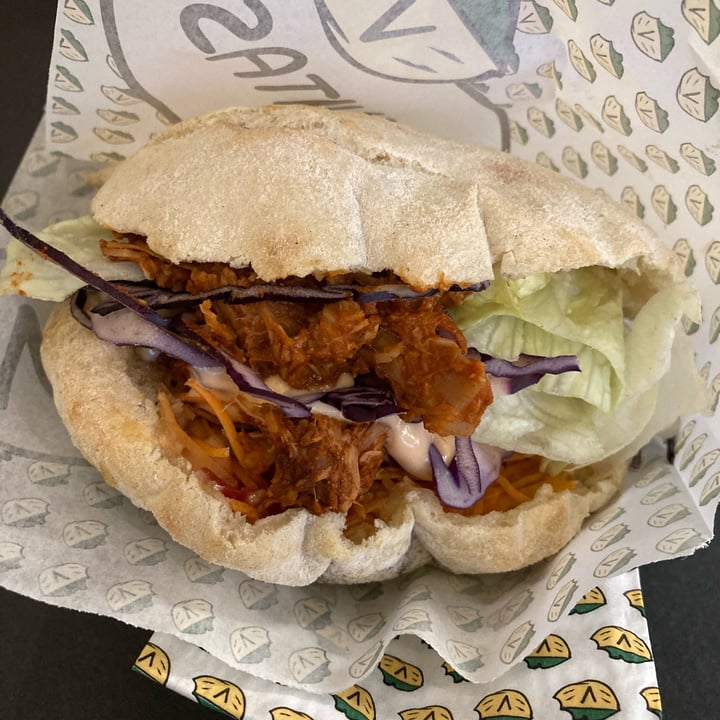 photo of Veganitas jack fruit pita shared by @franceschini on  08 Jan 2023 - review