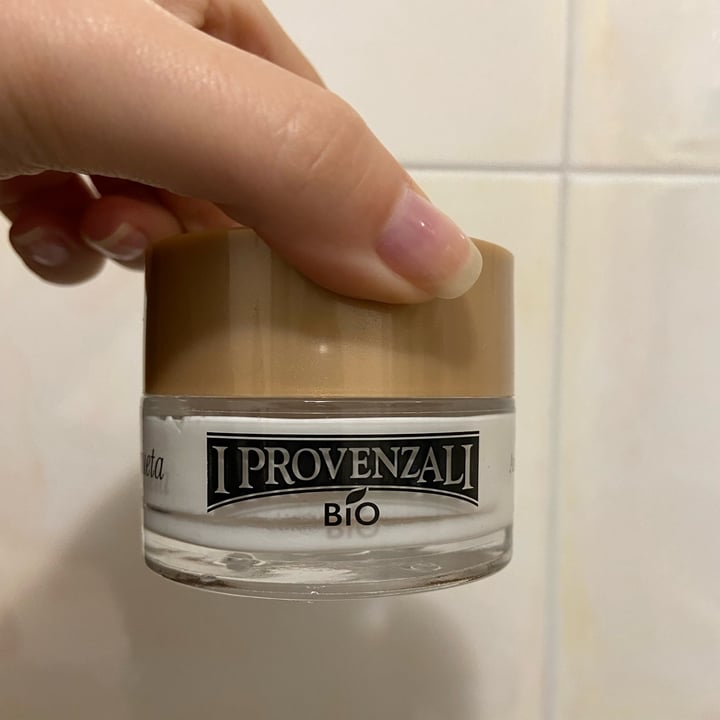 photo of I Provenzali crema viso rosa mosqueta antieta 24h shared by @papero84 on  27 Jan 2023 - review